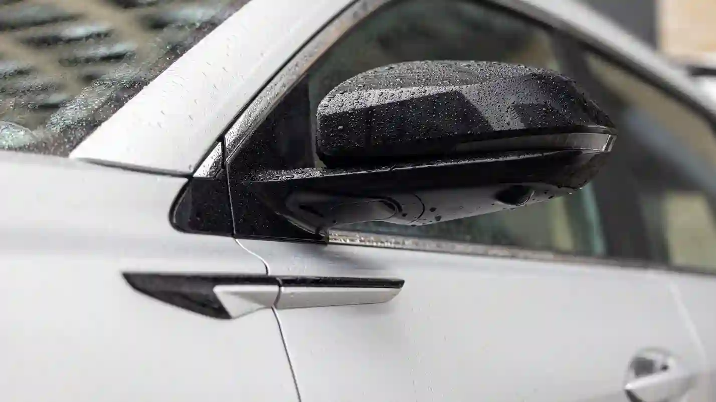 Новость EVOLUTE (Больше чем рестайлинг: первый тест обновлённого российского гибрида EVOLUTE i‑SPACE)