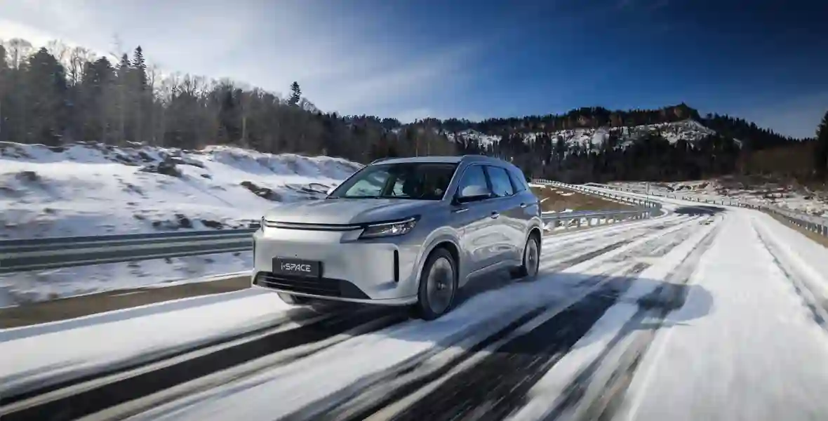 Новость EVOLUTE (Тест-драйв российского «гибрида» EVOLUTE&nbsp;i‑SPACE: теперь и с полным приводом)